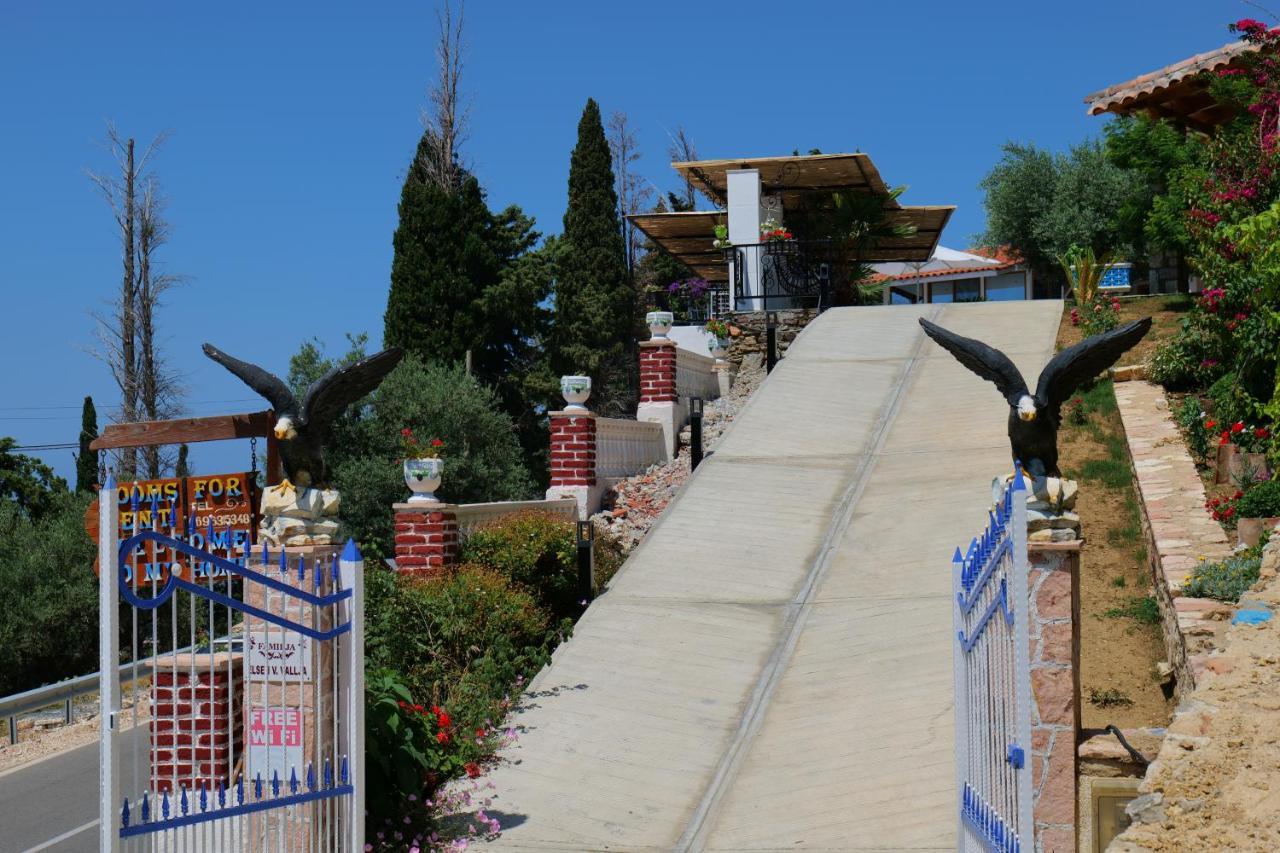 Bed and Breakfast Vila Panorama Piqeras Экстерьер фото