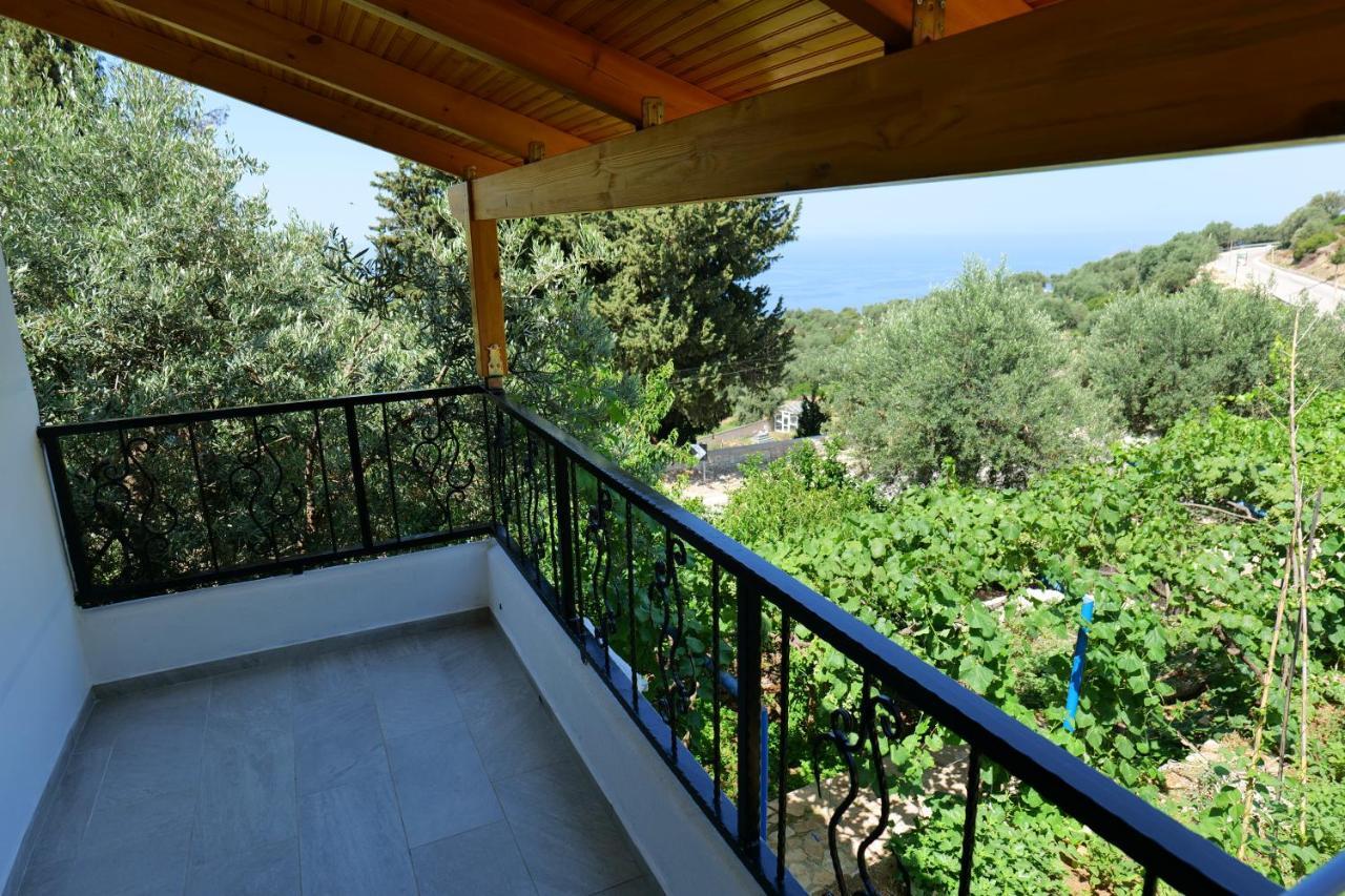 Bed and Breakfast Vila Panorama Piqeras Экстерьер фото