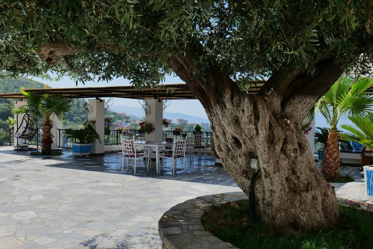 Bed and Breakfast Vila Panorama Piqeras Экстерьер фото