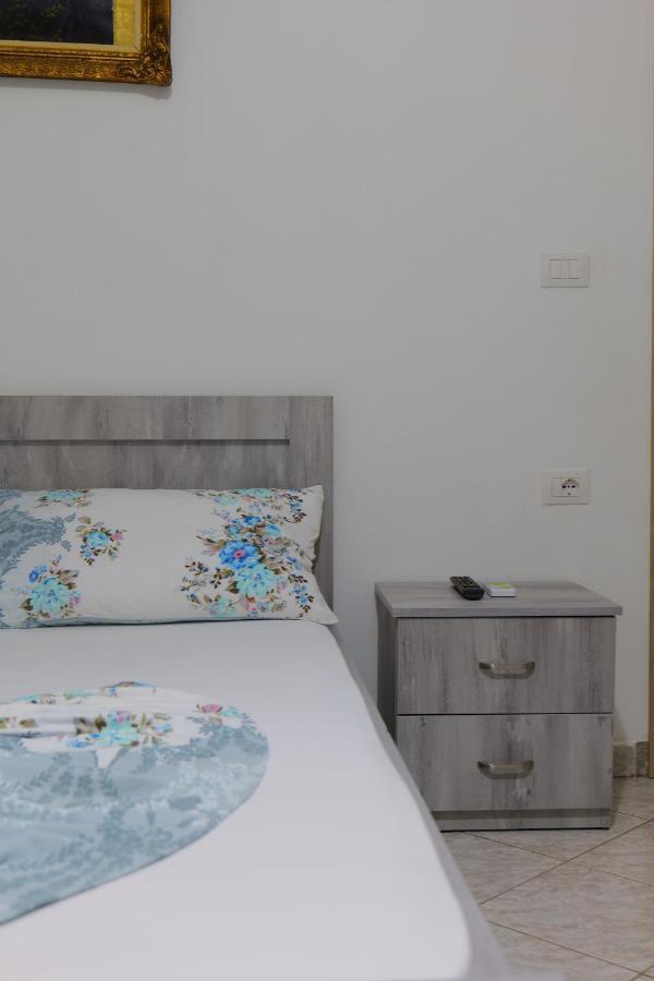 Bed and Breakfast Vila Panorama Piqeras Экстерьер фото