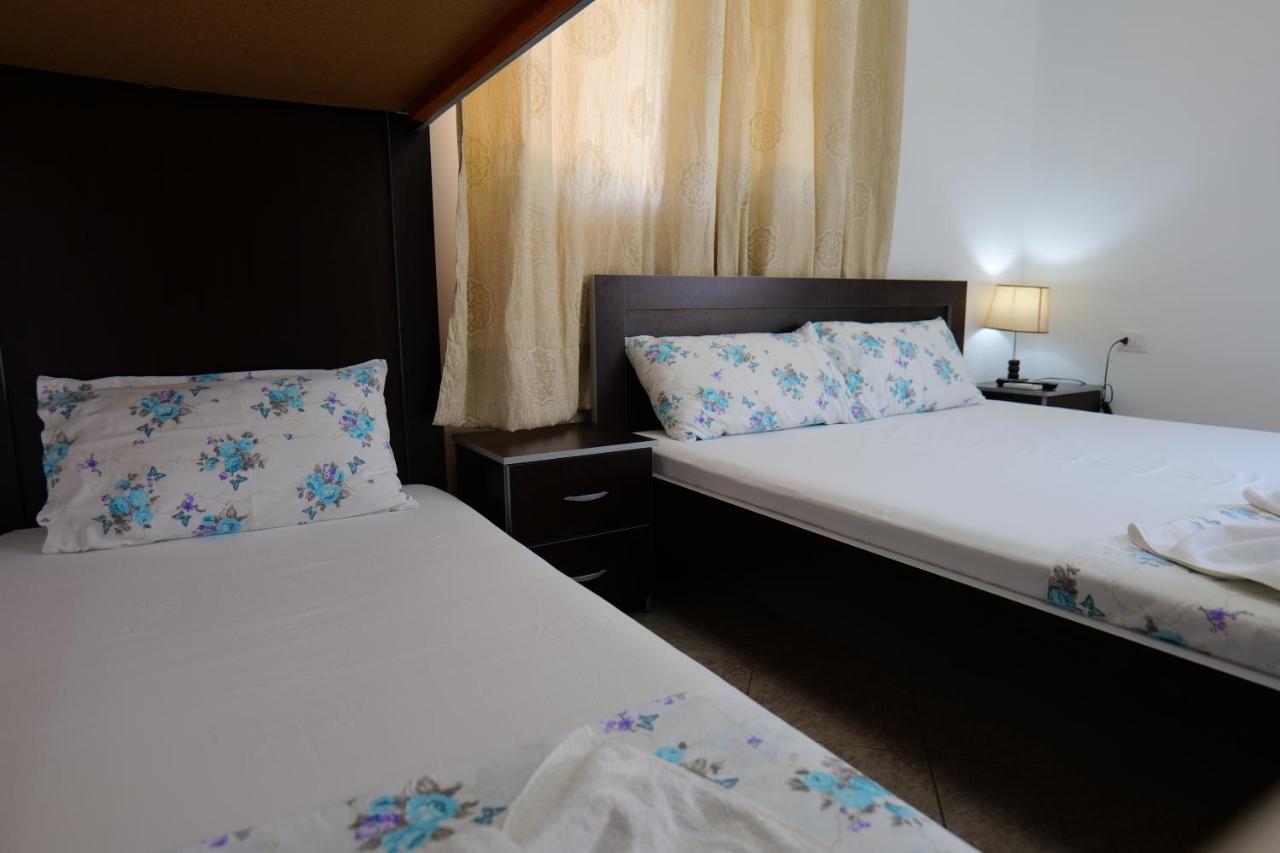 Bed and Breakfast Vila Panorama Piqeras Экстерьер фото