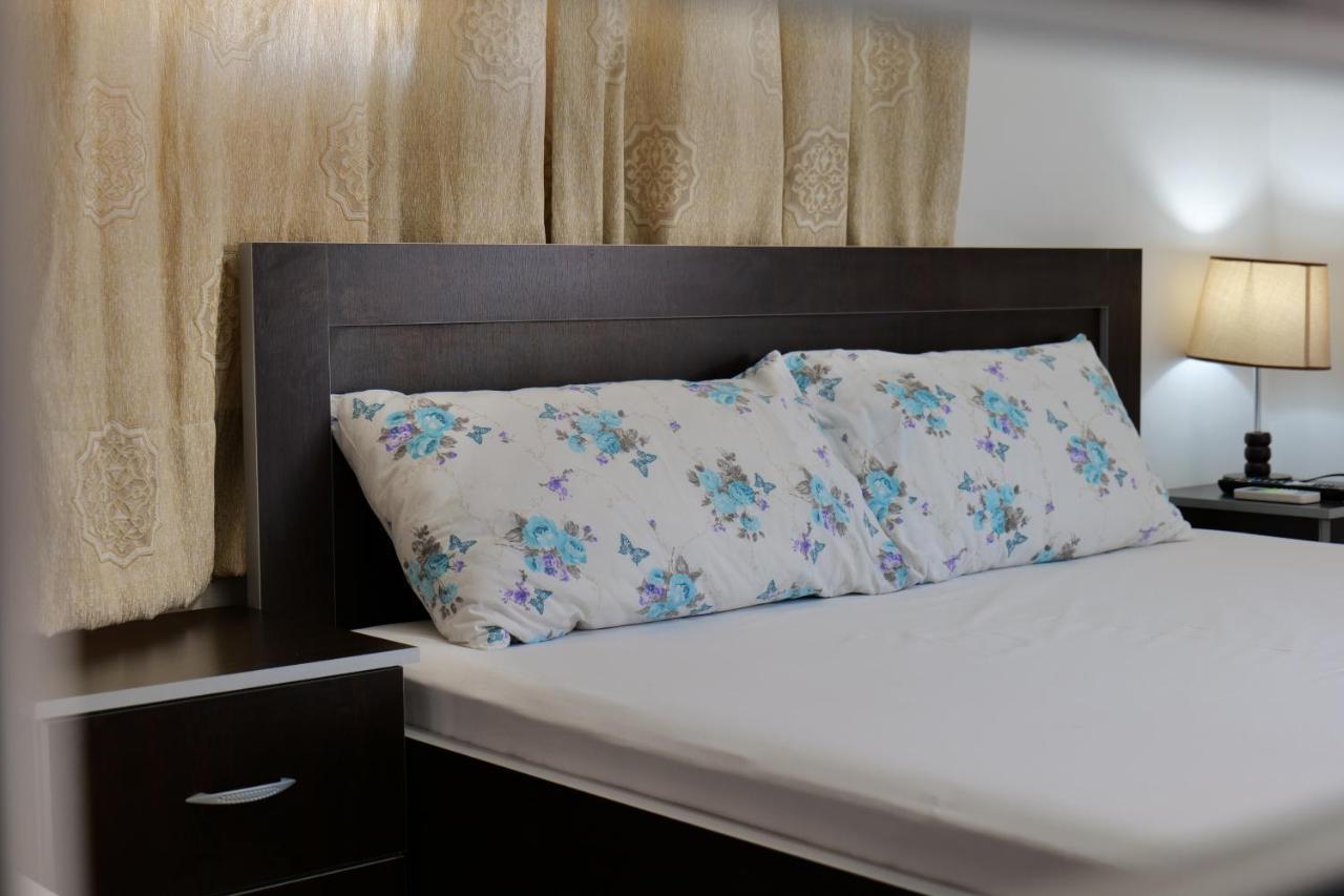 Bed and Breakfast Vila Panorama Piqeras Экстерьер фото