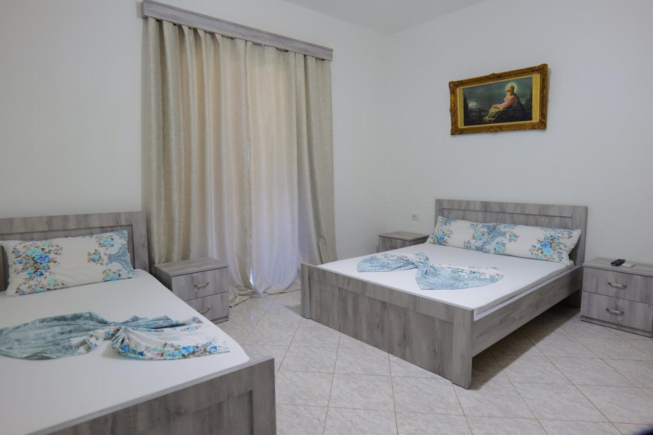 Bed and Breakfast Vila Panorama Piqeras Экстерьер фото